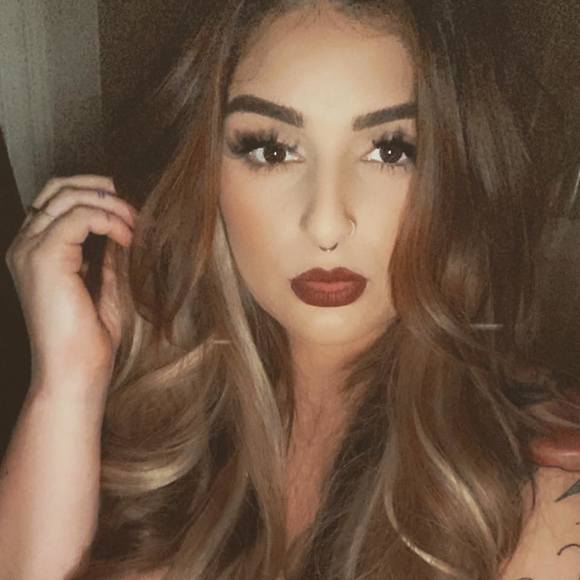 bellaaden2